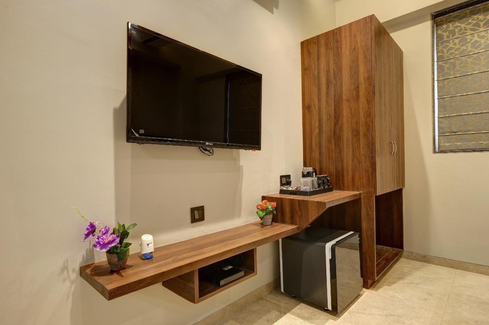 Magnus Fortune House Business Hotel , Magarpatta Mundhva Exterior foto