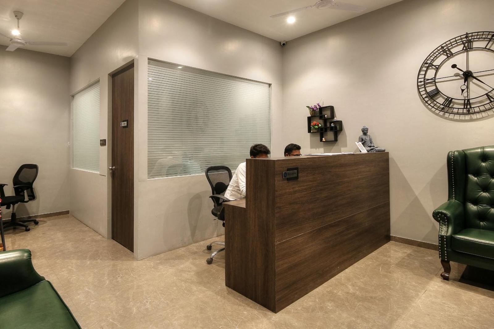 Magnus Fortune House Business Hotel , Magarpatta Mundhva Exterior foto